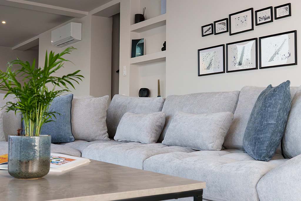 Queen Bee Luxury Villa Sparto-Living Room