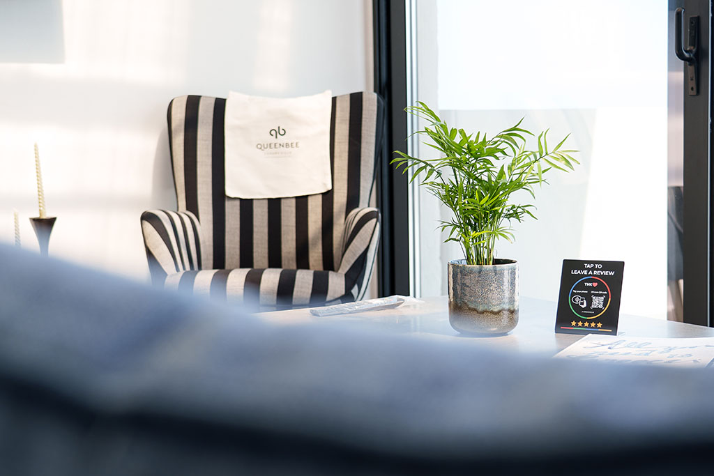 Queen Bee Luxury Villa Sparto-Living Room