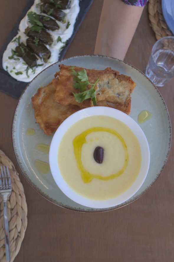 greek villa queen-bee-luxury-villa-sparto--up to 18 guests-spacious bedrooms - ideal for families or large groups-retreats-weddings- infinity pool- jacuzzi-private chef-lefkada-amfilochia-sparto