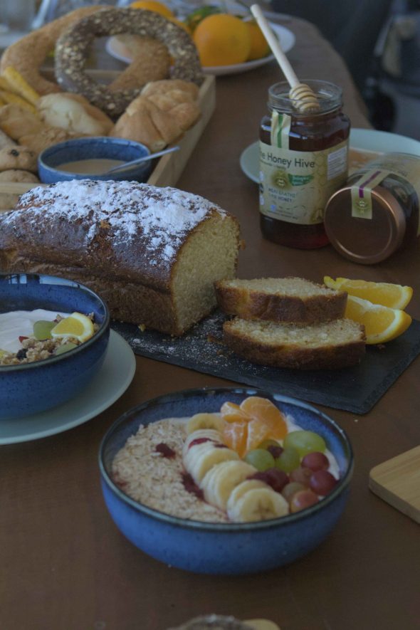 greek villa queen-bee-luxury-villa-sparto--up to 18 guests-spacious bedrooms - ideal for families or large groups-retreats-weddings- infinity pool- jacuzzi-private chef-lefkada-amfilochia-sparto