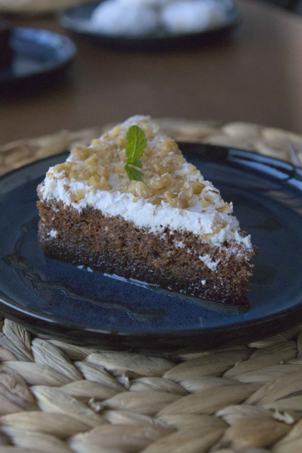 greek villa queen-bee-luxury-villa-sparto--up to 18 guests-spacious bedrooms - ideal for families or large groups-retreats-weddings- infinity pool- jacuzzi-private chef-lefkada-amfilochia-sparto