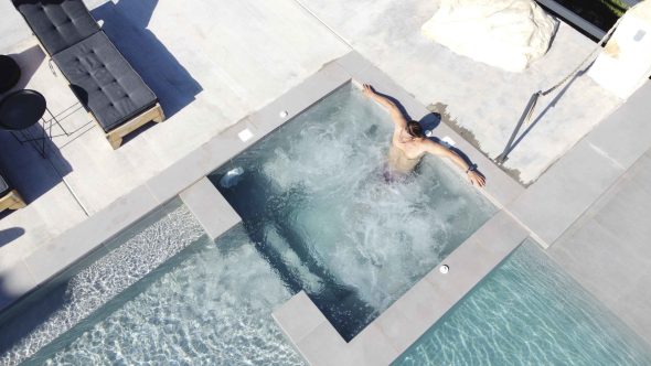 greek villa queen-bee-luxury-villa-sparto--up to 18 guests-spacious bedrooms - ideal for families or large groups-retreats-weddings- infinity pool- jacuzzi-private chef-lefkada-amfilochia-sparto-westerngreece